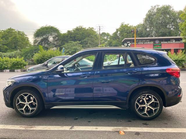 https://images10.gaadi.com/usedcar_image/4513348/original/processed_96a19732be013b2b4ff6615583fb35fb.jpg?imwidth=6402