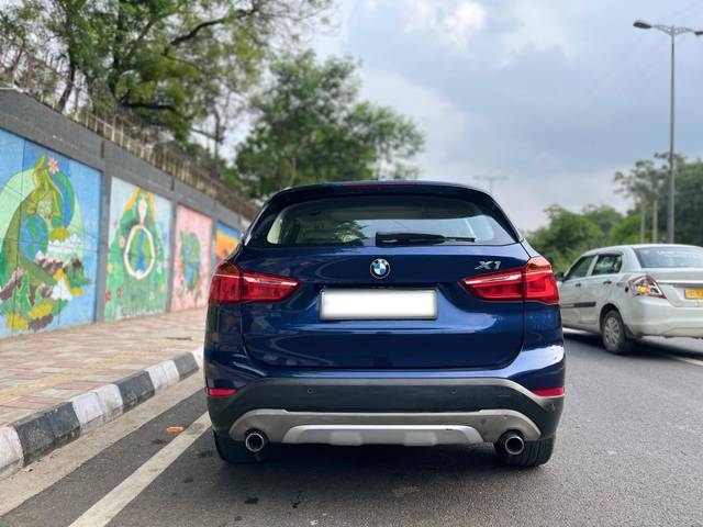 https://images10.gaadi.com/usedcar_image/4513348/original/processed_de2ccb31a46b4de4747691cf0e3f0bd3.jpg?imwidth=6401