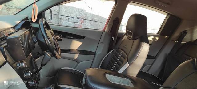 https://images10.gaadi.com/usedcar_image/4513357/original/processed_f6afc3a2-8cac-4d42-bc62-703a8faf32a2.jpeg?imwidth=6400