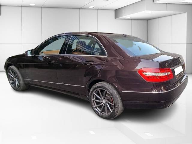 https://images10.gaadi.com/usedcar_image/4513358/original/d528c902143db808aff5c8bee48c3097.jpg?imwidth=6402