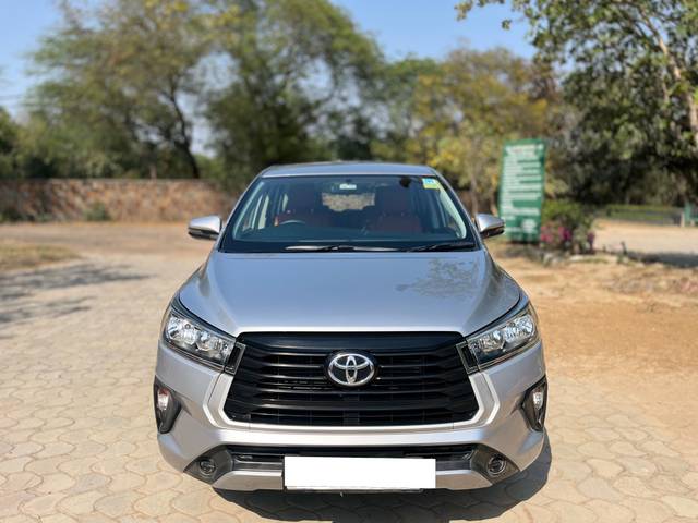 https://images10.gaadi.com/usedcar_image/4513359/original/processed_f0cb00acc419e80e6706b1e34cdec2a5.jpg?imwidth=6401