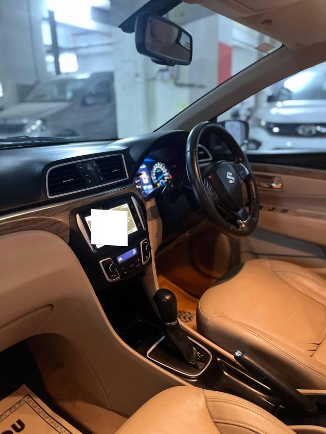 https://images10.gaadi.com/usedcar_image/4513363/original/processed_00edfba464d1155a901ce99e59ee24c5.jpeg?imwidth=6401