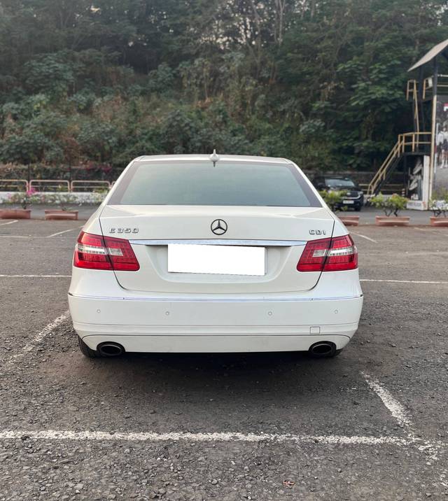 https://images10.gaadi.com/usedcar_image/4513370/original/processed_8e1548588ee37189f17d893b9eb23e66.jpg?imwidth=6402