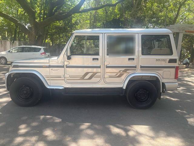 https://images10.gaadi.com/usedcar_image/4513378/original/processed_b774efba476361a11e89219714fd8fab.jpg?imwidth=6402