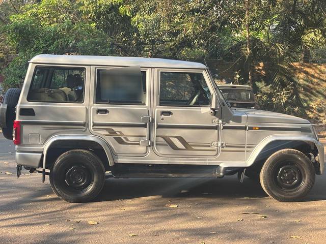 https://images10.gaadi.com/usedcar_image/4513385/original/processed_4e9ff25a2152ff8aabeb522fb82fecdd.jpg?imwidth=6401