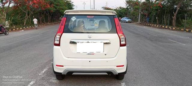 https://images10.gaadi.com/usedcar_image/4513398/original/processed_953490b6ea273367add632581703da17.jpg?imwidth=6402