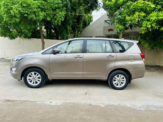 https://images10.gaadi.com/usedcar_image/4513406/original/processed_3d09c807a2d40c0d152c5ef3b6c77dd7.jpg?imwidth=6402