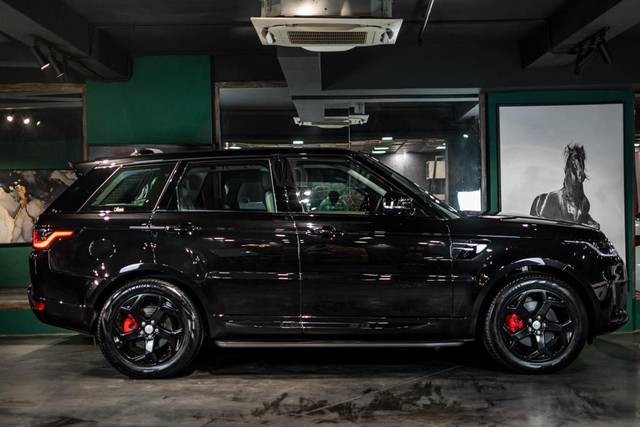https://images10.gaadi.com/usedcar_image/4513407/original/e45b04d9d20e053a1786c2b55f16711a.jpg?imwidth=6401