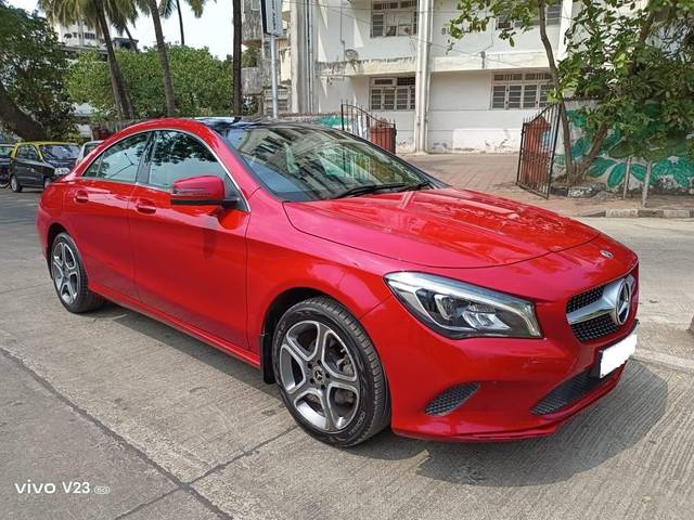 https://images10.gaadi.com/usedcar_image/4513408/original/processed_67ebd8337d119ea5df1c8739dddba4bc.jpg?imwidth=6400