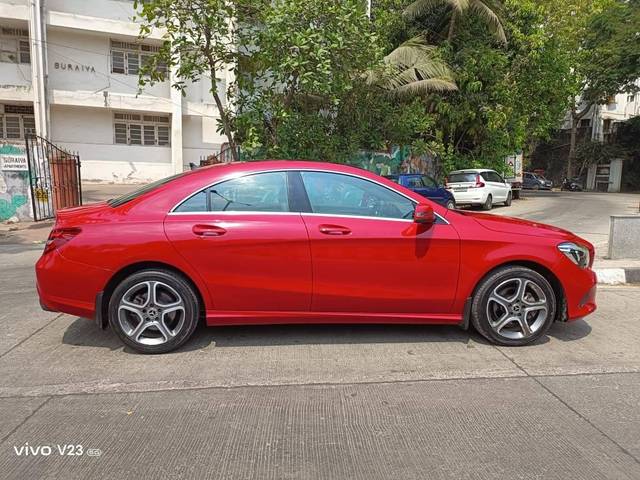 https://images10.gaadi.com/usedcar_image/4513408/original/processed_aa560a856cee31dbb1742c541fe51601.jpg?imwidth=6401