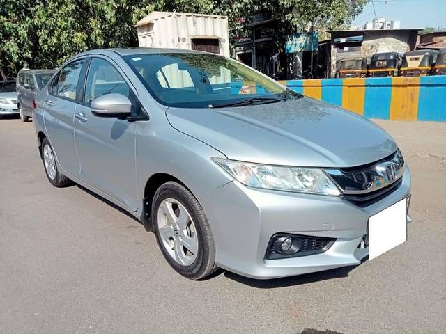 https://images10.gaadi.com/usedcar_image/4513414/original/processed_361fec94c77cfa7f01a786f045ec24c1.jpeg?imwidth=6400