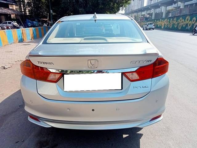 https://images10.gaadi.com/usedcar_image/4513414/original/processed_907d9498458b61c7bed36aa63fc5af74.jpeg?imwidth=6402