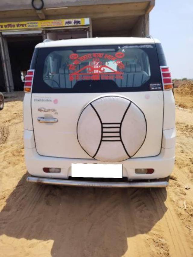 https://images10.gaadi.com/usedcar_image/4513416/original/processed_2f92498a-f0b7-4ae7-9c3f-7db96771da0b.jpg?imwidth=6402