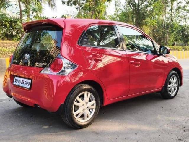 https://images10.gaadi.com/usedcar_image/4513428/original/processed_70ea5cf46caeda0d990e489d7c55c898.jpeg?imwidth=6402