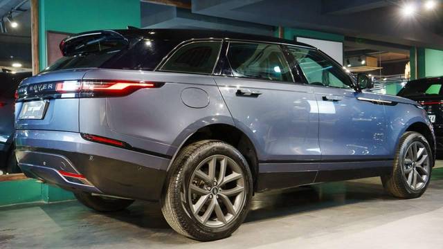 https://images10.gaadi.com/usedcar_image/4513436/original/processed_88817532c94c8a575c1fc3a4301205d0.jpg?imwidth=6401