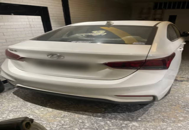 https://images10.gaadi.com/usedcar_image/4513439/original/e1bbf761-5bb0-4f45-a84f-c25deb87a1ce.?imwidth=6401