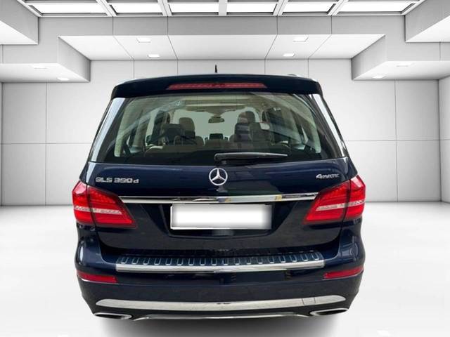 https://images10.gaadi.com/usedcar_image/4513443/original/processed_8b56d0baaabb11332a43cb4d6f822e15.jpg?imwidth=6402