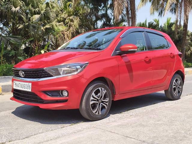 https://images10.gaadi.com/usedcar_image/4513448/original/processed_6623342f0b2efdd6e483002bc1a552ce.jpeg?imwidth=6401