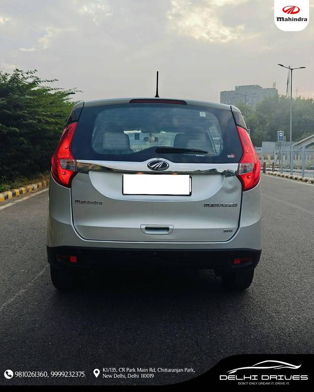 https://images10.gaadi.com/usedcar_image/4513450/original/processed_1a1e28c3677ca6ff6d9dc4492766de2a.jpeg?imwidth=6401