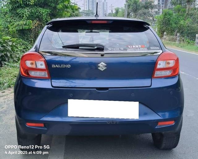 https://images10.gaadi.com/usedcar_image/4513452/original/processed_f7ca0e0665b6e6c7195d9efe3138cc97.jpg?imwidth=6401