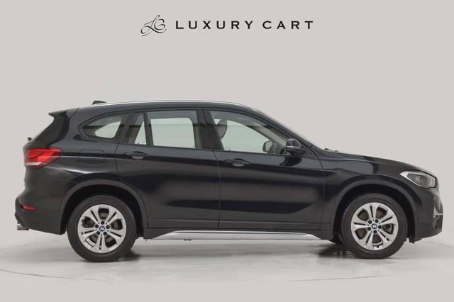 https://images10.gaadi.com/usedcar_image/4513464/original/processed_259c03e6289c380b706e8a127e3eb35d.jpg?imwidth=6401