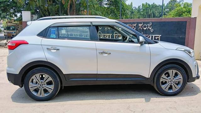 https://images10.gaadi.com/usedcar_image/4513520/original/processed_a536bf2c32db3c48c9c143ebac01d695.jpg?imwidth=6401