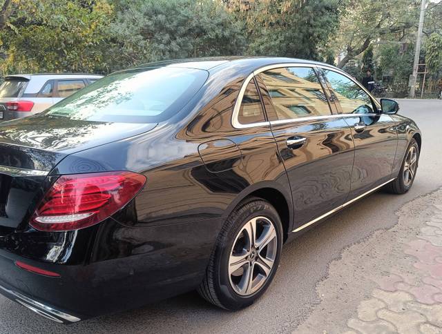 https://images10.gaadi.com/usedcar_image/4513521/original/processed_a5903447f96b69af50e9d42aa2d18349.jpeg?imwidth=6401