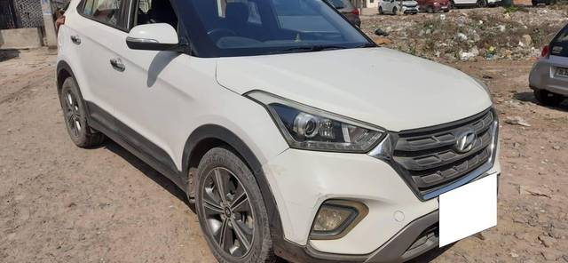 https://images10.gaadi.com/usedcar_image/4513525/original/processed_a13c21a107cf6c96b95a77e76c6815a9.jpg?imwidth=6400