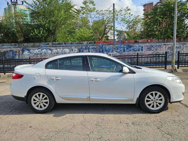 https://images10.gaadi.com/usedcar_image/4513527/original/a372aae0713f72914878ad79197672b6.jpeg?imwidth=6401