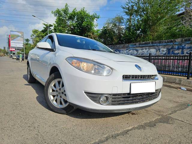 https://images10.gaadi.com/usedcar_image/4513527/original/processed_6871e7a252a520b240d198685e803515.jpg?imwidth=6400
