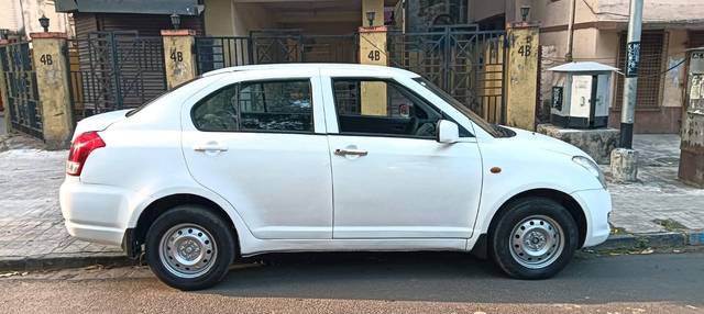 https://images10.gaadi.com/usedcar_image/4513528/original/processed_40e13676b56d4541ed09de844bd3f1f0.jpg?imwidth=6401
