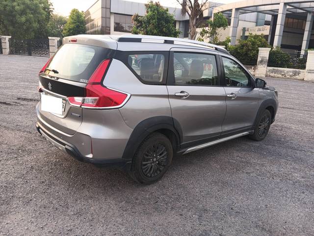 https://images10.gaadi.com/usedcar_image/4513532/original/processed_d5fac7e939c4081f86ce5d96093e4986.jpg?imwidth=6402