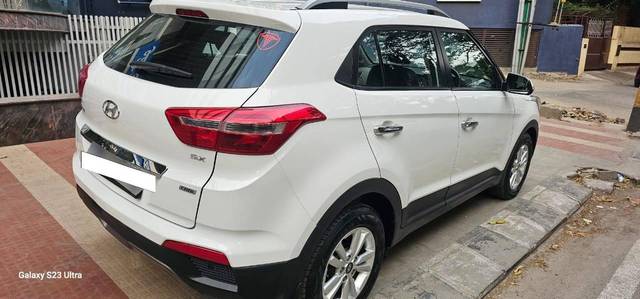 https://images10.gaadi.com/usedcar_image/4513533/original/processed_0587e56d89d39dbae232021214e3e97e.jpg?imwidth=6401