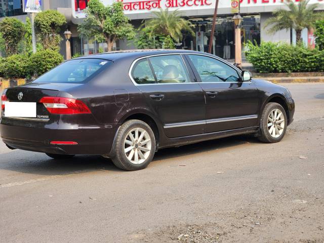 https://images10.gaadi.com/usedcar_image/4513539/original/processed_653e0ed8d94c6f89665f478f5a89f3c7.jpg?imwidth=6402