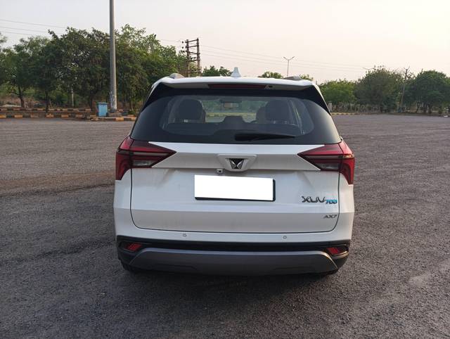 https://images10.gaadi.com/usedcar_image/4513543/original/processed_09df2b158c83b9124e5fab809b053bba.jpg?imwidth=6401