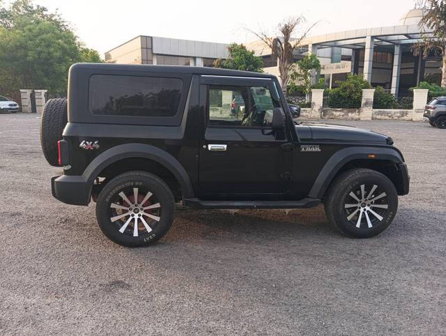 https://images10.gaadi.com/usedcar_image/4513545/original/processed_dd8564565479b7f4dd4ed6a7bb137b68.jpg?imwidth=6401