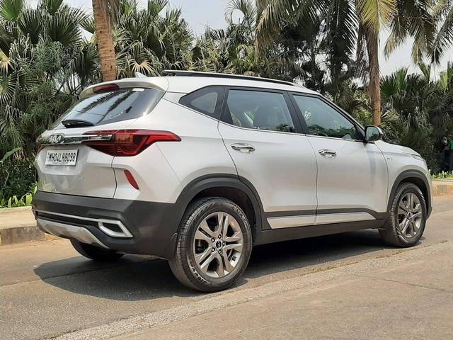 https://images10.gaadi.com/usedcar_image/4513547/original/processed_6d028ee5aa376b99faa8526bd44aa048.jpeg?imwidth=6402