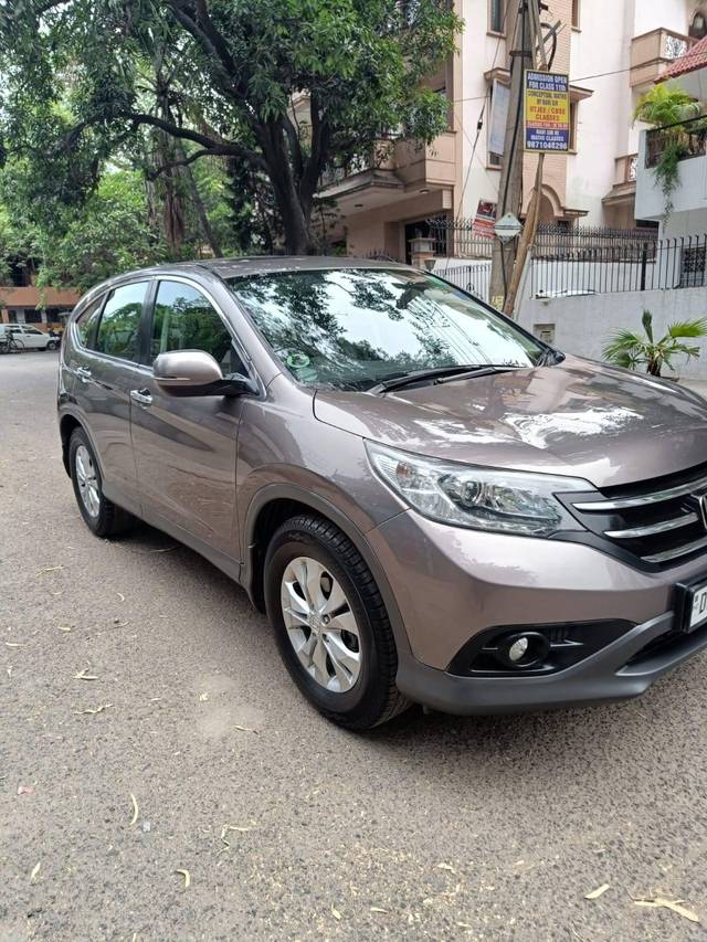 https://images10.gaadi.com/usedcar_image/4513549/original/processed_b58bc2b410b6724fd74569e2bb6d7e62.jpeg?imwidth=6402