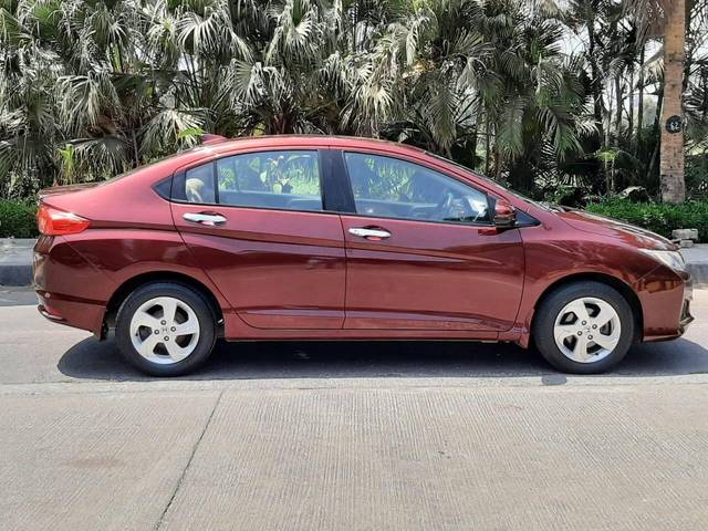 https://images10.gaadi.com/usedcar_image/4513552/original/processed_89bb6e26794c39b59c0c05395fa60e54.jpeg?imwidth=6401