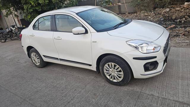 https://images10.gaadi.com/usedcar_image/4513572/original/processed_8cc8f169d38c7fb8aa1875226c267f5e.jpg?imwidth=6400