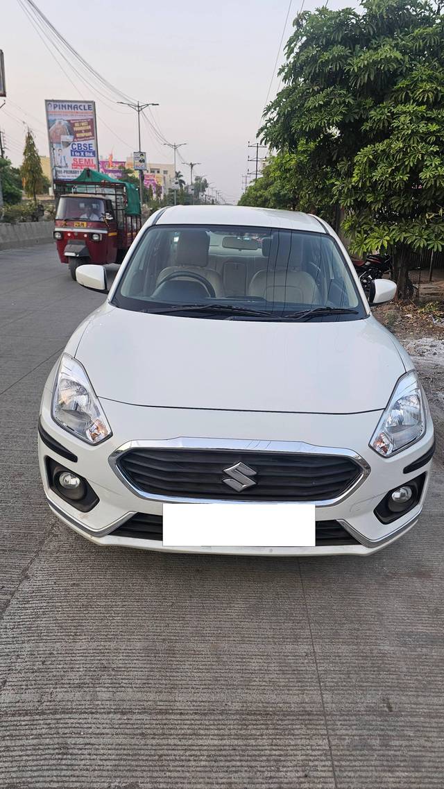 https://images10.gaadi.com/usedcar_image/4513572/original/processed_fbb70d55f926f04fc30da4e38bba2ee4.jpg?imwidth=6402