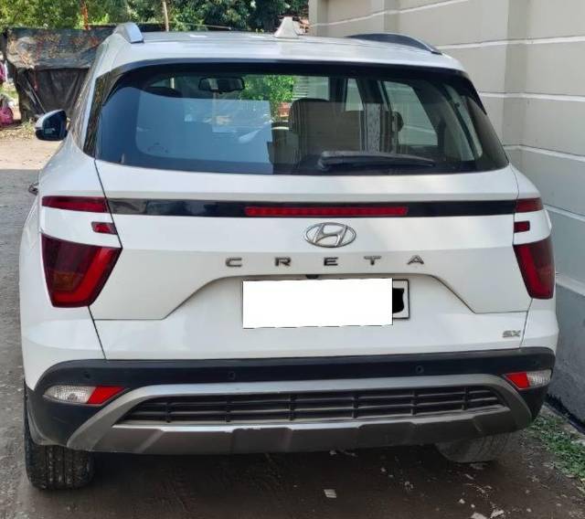 https://images10.gaadi.com/usedcar_image/4513587/original/processed_f477e9ff-7e98-46f3-bbd2-93b570c9e9bb.jpg?imwidth=6401