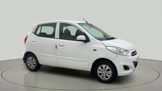 https://images10.gaadi.com/usedcar_image/4513613/original/615aed12ee3ac87a117f25aad043af20.jpg?imwidth=6400
