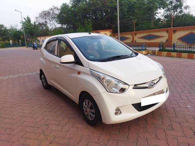 https://images10.gaadi.com/usedcar_image/4513669/original/processed_1707ff016ec271c34a4135d5822eb676.jpg?imwidth=6400