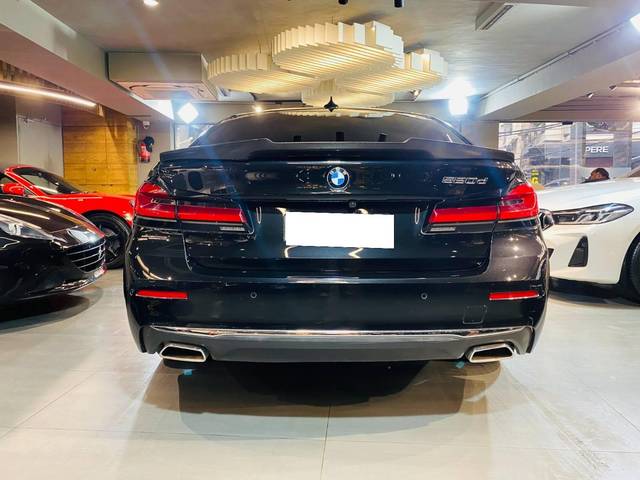 https://images10.gaadi.com/usedcar_image/4513677/original/processed_c9c91d9fe9fb28a8e2d4440d95793407.jpg?imwidth=6401