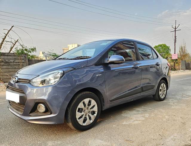 https://images10.gaadi.com/usedcar_image/4513681/original/processed_948d9e9329930e72ff16ba13450448f1.jpg?imwidth=6400