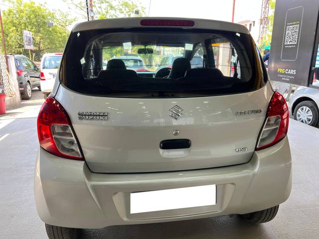 https://images10.gaadi.com/usedcar_image/4513720/original/processed_ba2c3534253a54e28a52b4ef1c2a8524.jpg?imwidth=6401