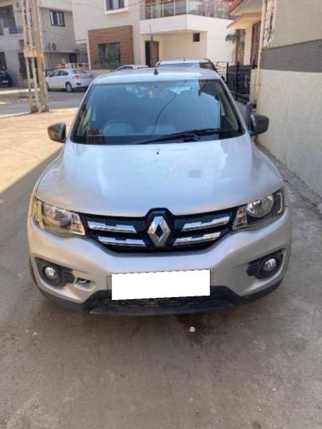 https://images10.gaadi.com/usedcar_image/4513731/original/processed_8798ccc2-d631-4480-9f10-b8c8da891cf1.jpeg?imwidth=6400