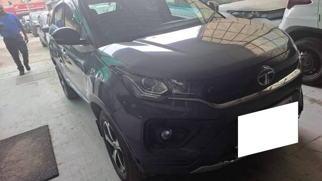 https://images10.gaadi.com/usedcar_image/4513734/original/processed_0561f4b0-1ce8-40c2-86a2-24a1cc50bbf4.jpeg?imwidth=6400