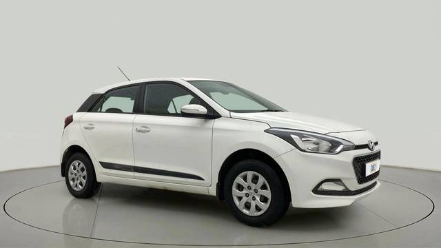 https://images10.gaadi.com/usedcar_image/4513764/original/26d963a405e81da6bc3440e90c93499c.jpg?imwidth=6400